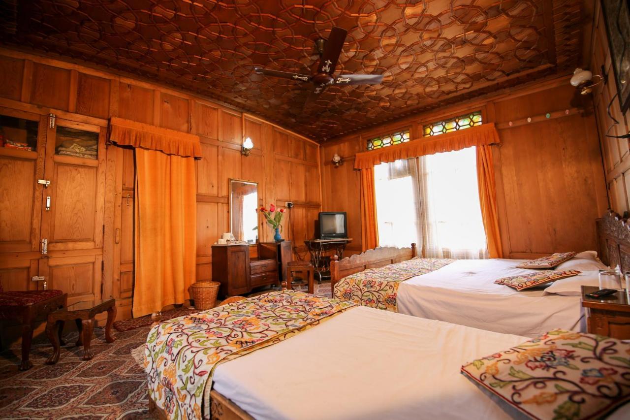 Srīnagar The Shelter Group Of Houseboats & Tour Organiser מראה חיצוני תמונה